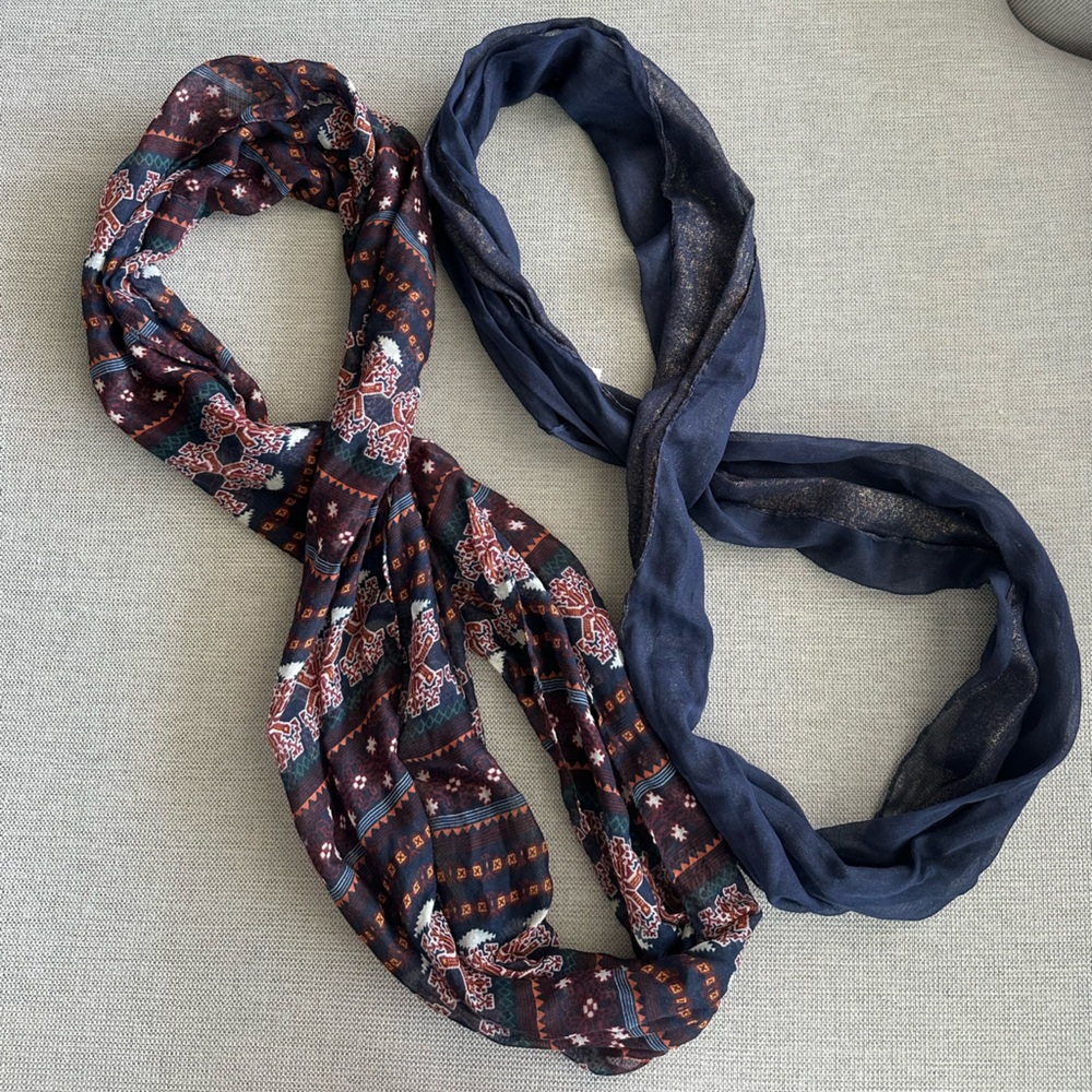 Patterned Infinity Scarf Set - Blue and Multicolor